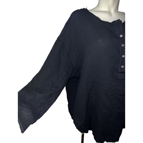 7 For All Mankind Top Women's L Black Oversized Long Sleeve Raw Hem Henley Shirt - Picture 3 of 10